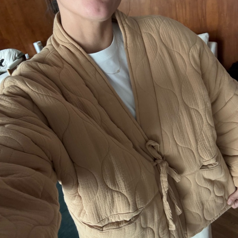 Amente Quilted Women's Jacket - Picture 7 of 7